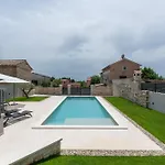 Grande Brscici Vila Svetvincenat